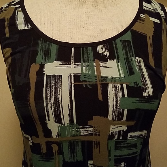 Womens special occasion green and black dress - Picture 2 of 3